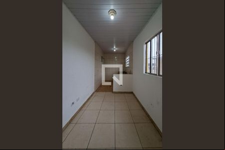 Sala de casa de condomínio para alugar com 1 quarto, 50m² em Nova Mirim, Praia Grande