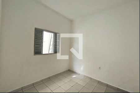 Quarto 1 de casa para alugar com 2 quartos, 30m² em Jardim dos Oliveiras, Campinas