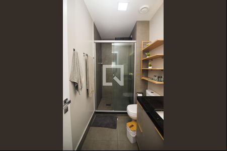 Banheiro de apartamento à venda com 1 quarto, 35m² em Teresópolis, Porto Alegre