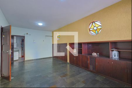 Sala de casa à venda com 3 quartos, 250m² em Padre Eustáquio, Belo Horizonte