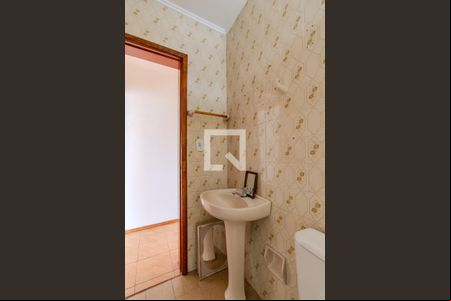 Banheiro de apartamento à venda com 1 quarto, 42m² em Partenon, Porto Alegre