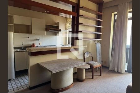 Cozinha de apartamento para alugar com 1 quarto, 39m² em Funcionários, Belo Horizonte