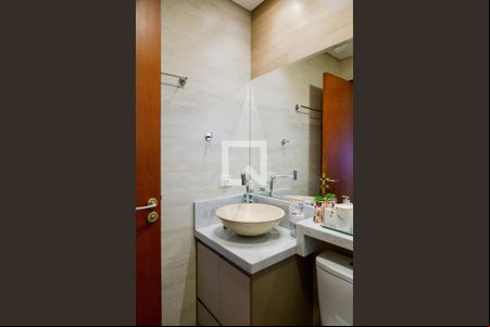 Banheiro de casa para alugar com 2 quartos, 70m² em Jardim Las Vegas, Guarulhos