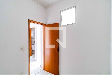 Quarto 02 de apartamento para alugar com 2 quartos, 40m² em Vila Dalva, São Paulo