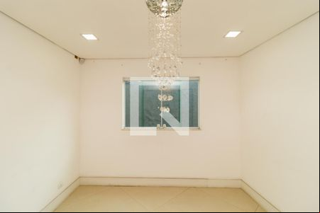 Sala 2 de casa para alugar com 3 quartos, 260m² em Vila Nivi, São Paulo