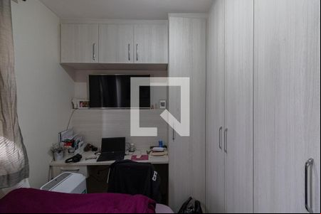 Quarto 1 de apartamento para alugar com 2 quartos, 45m² em Vila Carmosina, São Paulo