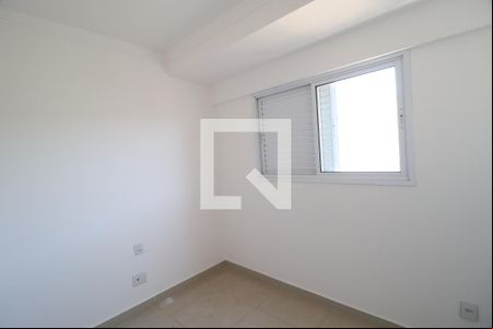 Quarto 1 de apartamento para alugar com 2 quartos, 60m² em Santa Mônica, Uberlândia
