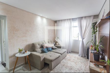 Sala de apartamento à venda com 2 quartos, 75m² em Lagoinha, Belo Horizonte