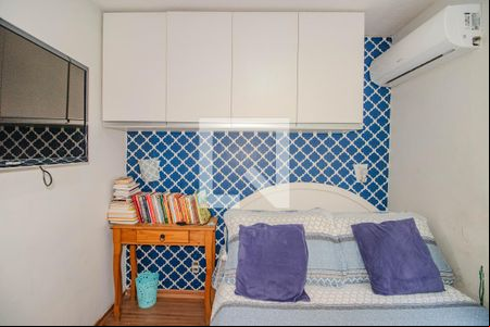 Quarto 1 de apartamento para alugar com 2 quartos, 42m² em Jardim Dona Leopoldina, Porto Alegre