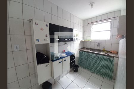 Cozinha de apartamento para alugar com 1 quarto, 40m² em Centro, São Vicente
