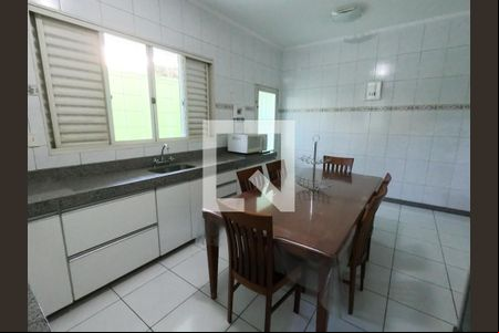 cozinha andar térreo de casa à venda com 3 quartos, 421m² em Ingá, Betim