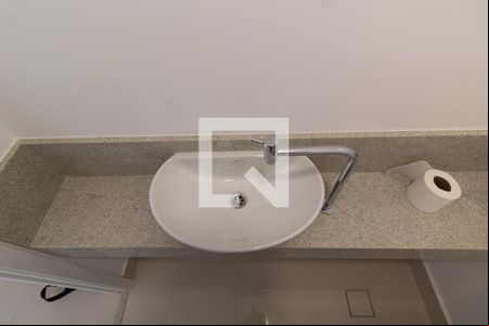 Lavabo de apartamento para alugar com 2 quartos, 84m² em Taquaral, Campinas