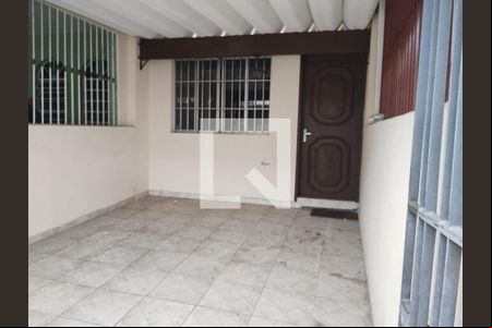 Foto 02 de casa à venda com 3 quartos, 80m² em Cidade São Francisco, São Paulo