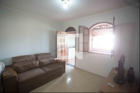 Sala de casa para alugar com 3 quartos, 400m² em Estrela do Oriente, Belo Horizonte