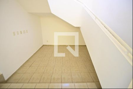 Sala de casa para alugar com 4 quartos, 480m² em Jardim Planalto, Goiânia