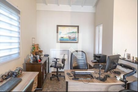 Escritório de casa para alugar com 3 quartos, 216m² em Vila Augusta, Guarulhos