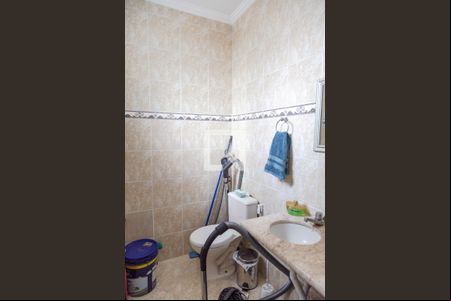 Lavabo de casa para alugar com 3 quartos, 216m² em Vila Augusta, Guarulhos
