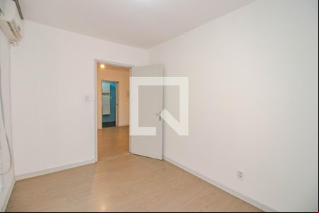 Quarto de apartamento para alugar com 1 quarto, 38m² em Vila Ipiranga, Porto Alegre