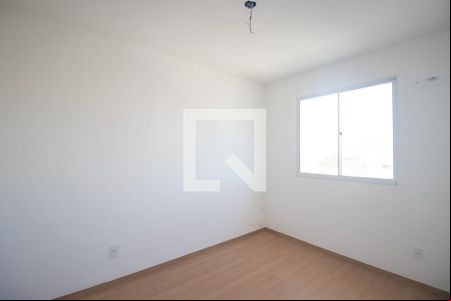Quarto 2 de apartamento para alugar com 2 quartos, 43m² em Alcantara, São Gonçalo