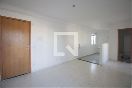Sala de apartamento para alugar com 2 quartos, 44m² em Tribobó, São Gonçalo