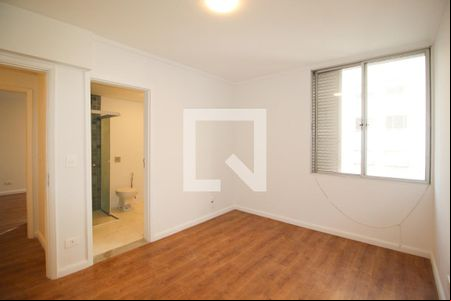 Suíte de apartamento para alugar com 3 quartos, 130m² em Itaim Bibi, São Paulo