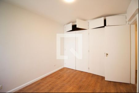 Suíte de apartamento para alugar com 3 quartos, 130m² em Itaim Bibi, São Paulo