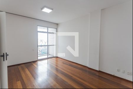 Sala de apartamento para alugar com 3 quartos, 90m² em Funcionários, Belo Horizonte