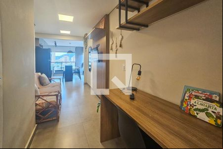 Sala de apartamento para alugar com 2 quartos, 49m² em Parque Enseada, Guarujá