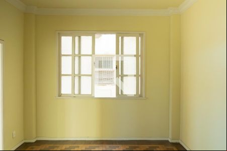 Sala de apartamento para alugar com 2 quartos, 68m² em Bonsucesso, Rio de Janeiro