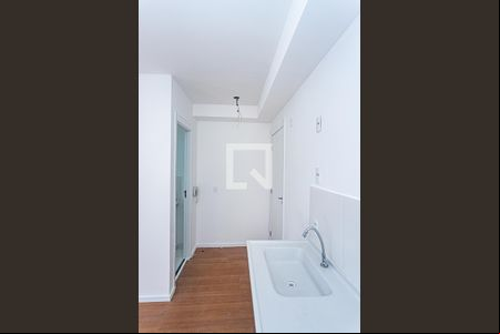 Sala/Cozinha de apartamento para alugar com 2 quartos, 35m² em Chácara Inglesa, São Paulo