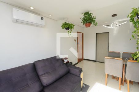 Sala de apartamento à venda com 2 quartos, 59m² em Fonte Grande, Contagem