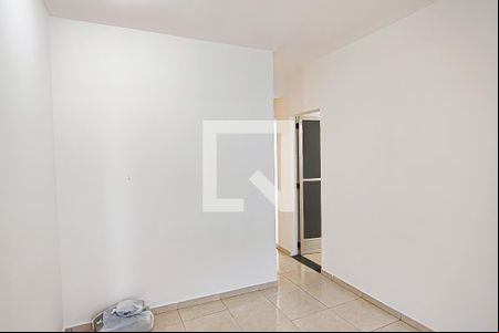 Sala de casa para alugar com 2 quartos, 90m² em Taquara, Rio de Janeiro