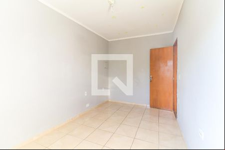 Quarto 1 de casa para alugar com 3 quartos, 85m² em Itaquera, São Paulo
