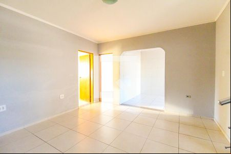 Sala de casa para alugar com 3 quartos, 85m² em Itaquera, São Paulo