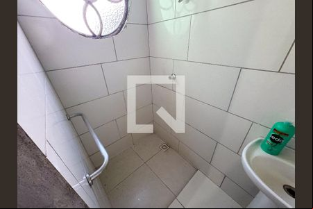 Banheiro de casa à venda com 3 quartos, 400m² em Milionários, Belo Horizonte