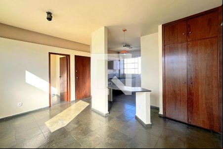 Sala de apartamento para alugar com 2 quartos, 67m² em Alto Barroca, Belo Horizonte
