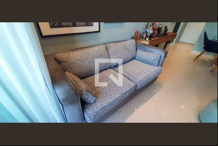 Sala de apartamento à venda com 3 quartos, 72m² em Piratininga, Osasco