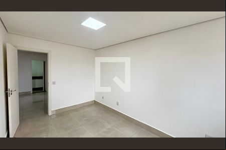 Quarto 1 de apartamento para alugar com 2 quartos, 63m² em Santa Terezinha, Santo André