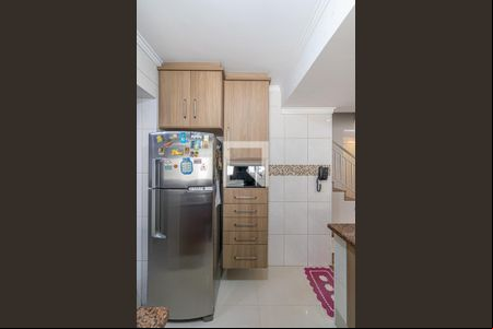 Sala e Cozinha de casa de condomínio para alugar com 5 quartos, 200m² em Jardim Santa Maria, São Paulo