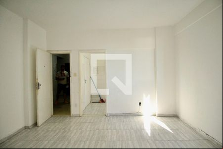 Sala de apartamento para alugar com 1 quarto, 42m² em Dois de Julho, Salvador