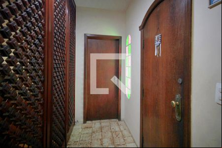 Hall de entrada de casa à venda com 5 quartos, 230m² em Fernão Dias, Belo Horizonte