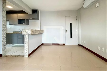 Sala de casa de condomínio para alugar com 1 quarto, 51m² em Barra, Salvador