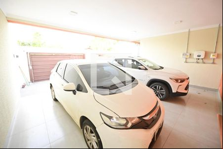 Garagem de casa para alugar com 3 quartos, 400m² em Sítios Santa Luzia, Aparecida de Goiânia