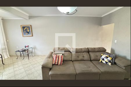 Sala de casa para alugar com 3 quartos, 260m² em Vila Curuçá, Santo André