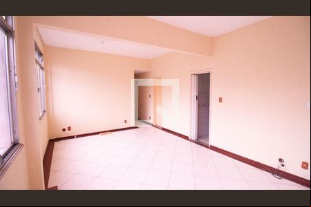 Sala de apartamento para alugar com 3 quartos, 96m² em Fonseca, Niterói