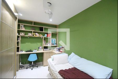 Quarto 2 de casa de condomínio à venda com 4 quartos, 300m² em Taquara, Rio de Janeiro