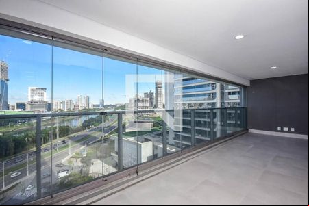 Varanda de apartamento para alugar com 3 quartos, 142m² em Real Parque, São Paulo