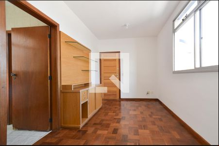 Sala dois Ambientes de apartamento para alugar com 2 quartos, 54m² em Serra, Belo Horizonte