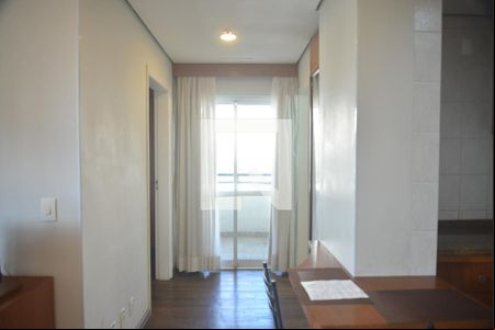 Sala de apartamento para alugar com 1 quarto, 55m² em Centro, Santo André