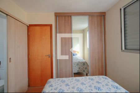 Suite de apartamento à venda com 3 quartos, 72m² em Sagrada Família, Belo Horizonte